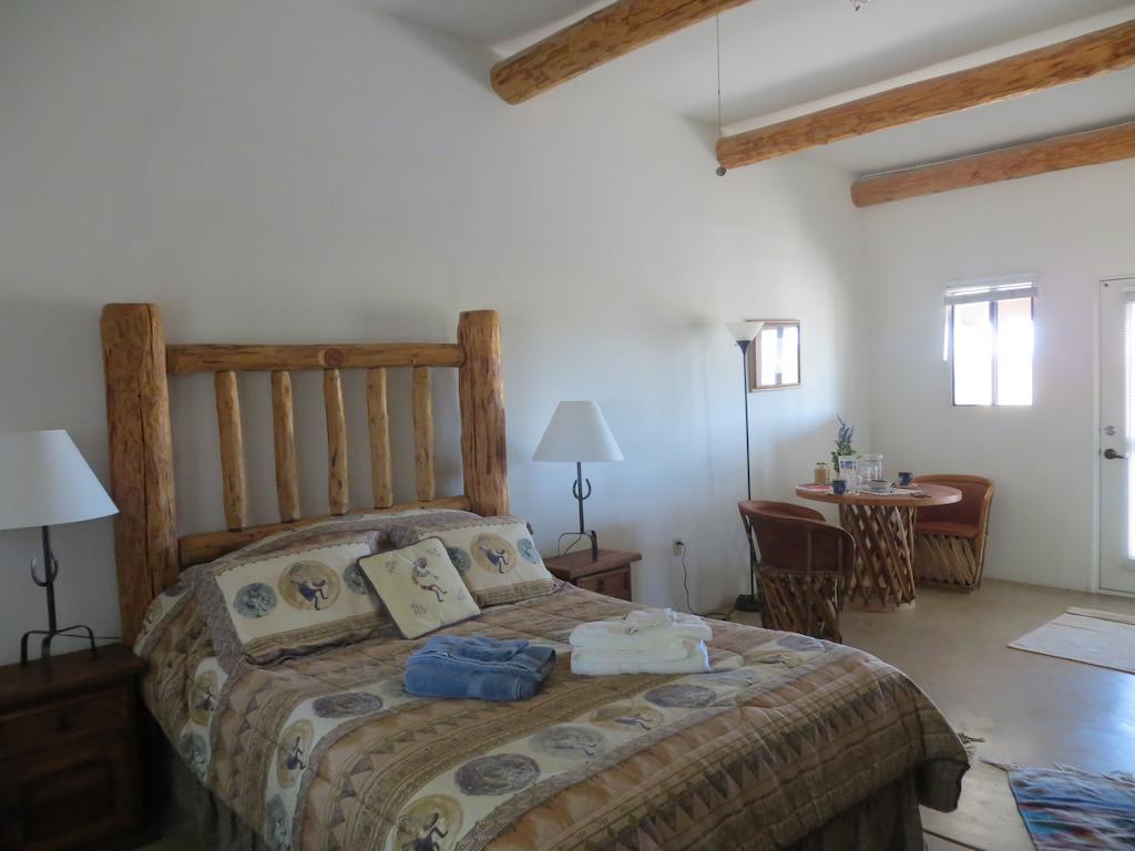 Rancho Milagro Bed & Breakfast Elgin Rum bild
